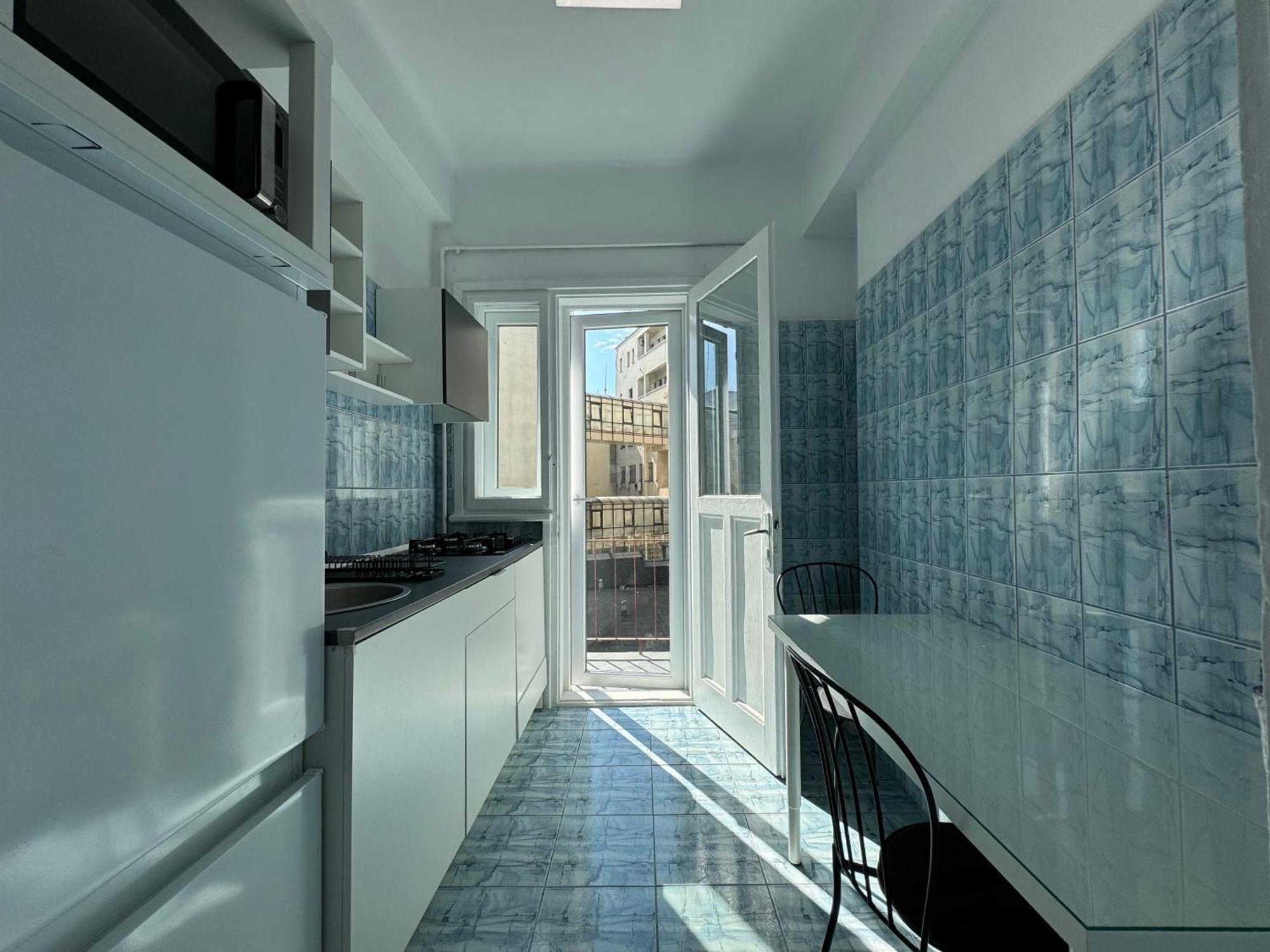 Airy & Beautiful Downtown Apartment Bukarest Kültér fotó